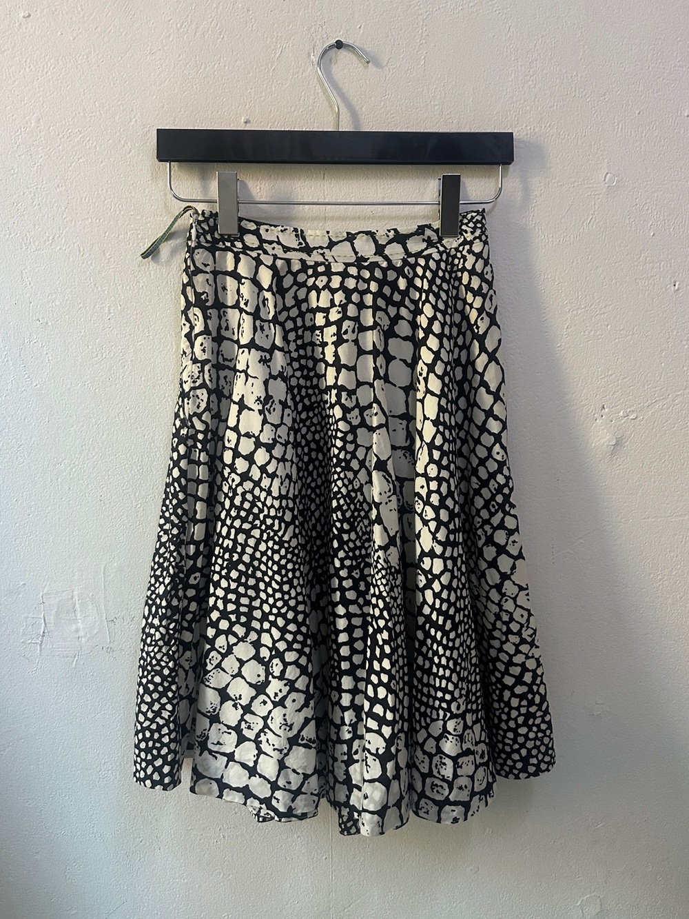 Edme & Esylette Abstract Print Pleated Midi Skirt Cotton Black White Green Size